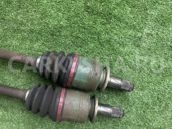 Привода Subaru Forester 2004 28421FE131 SG5, задняя Subaru Forester 