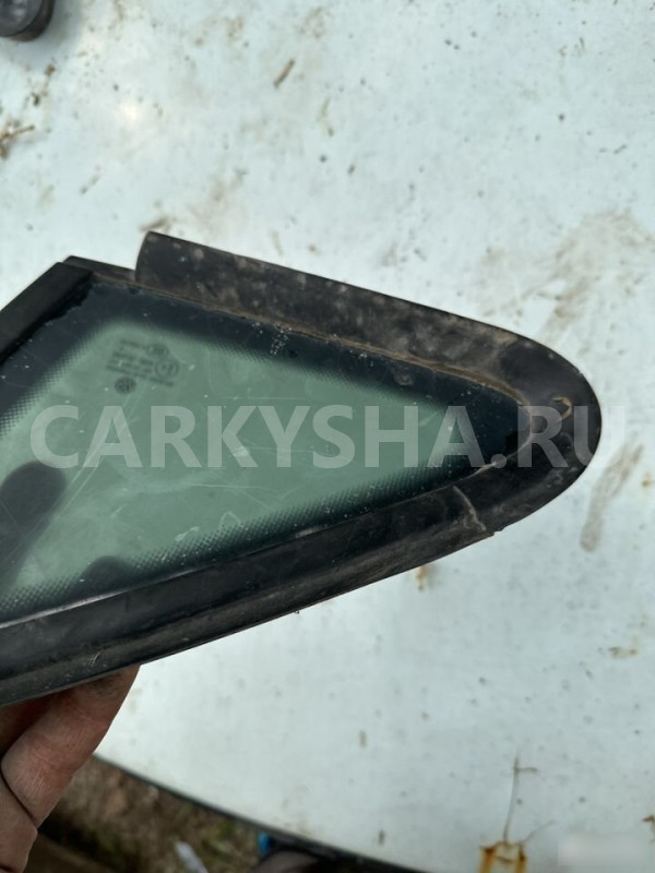 Форточка передняя левая VW Golf Plus Volkswagen Golf Plus оригинальный номер 5M0845411B