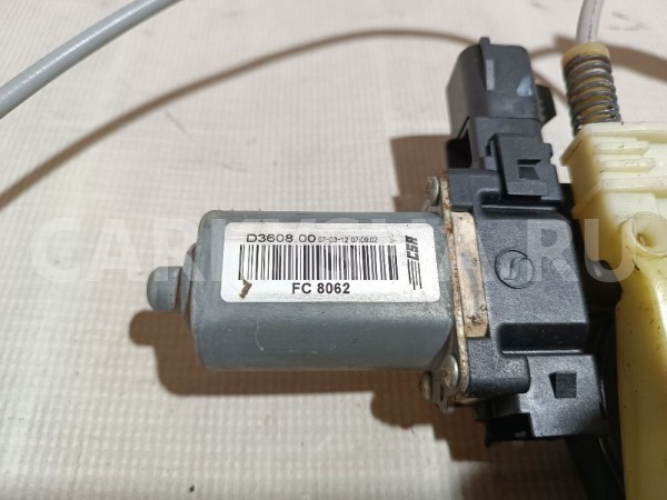 Стеклоподъемник электр. задний правый Jaguar XF 