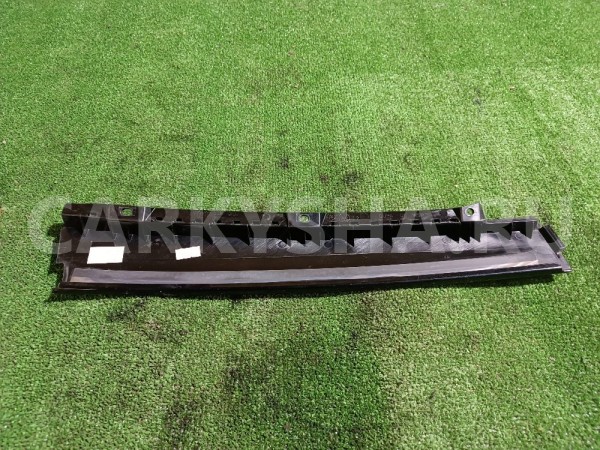 Накладка двери передней правой Volkswagen Tiguan 