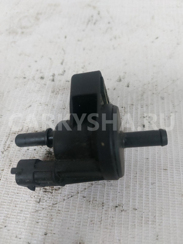 Клапан вентиляции топливного бака Opel Astra J Opel Astra оригинальный номер 55566514