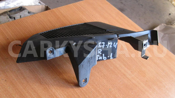 Держатель задней полки Skoda Fabia 1999-2006 Skoda Fabia оригинальный номер 6Y6867764