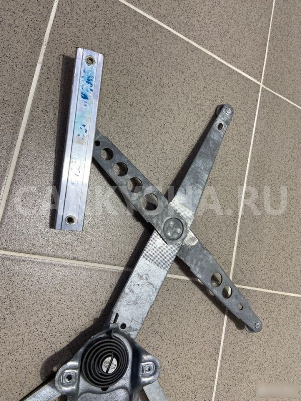 Стеклоподъемник передний правый Jaguar-XJ 1993г Jaguar XJ 