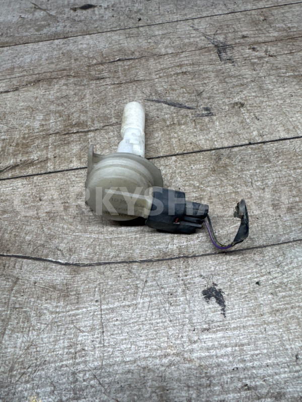 Датчик уровня жидкости Land Rover Discovery Sport Land Rover Discovery оригинальный номер 1004533