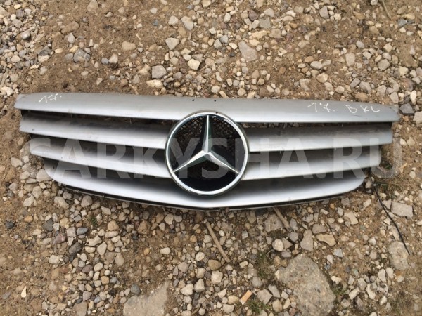Решетка радиатора Mercedes-Benz B-klasse оригинальный номер A1698800183