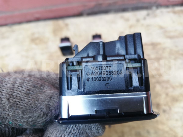 Кнопка стеклоподъемника Mercedes 204 207 212 Mercedes-Benz C-klasse оригинальный номер A2049058202