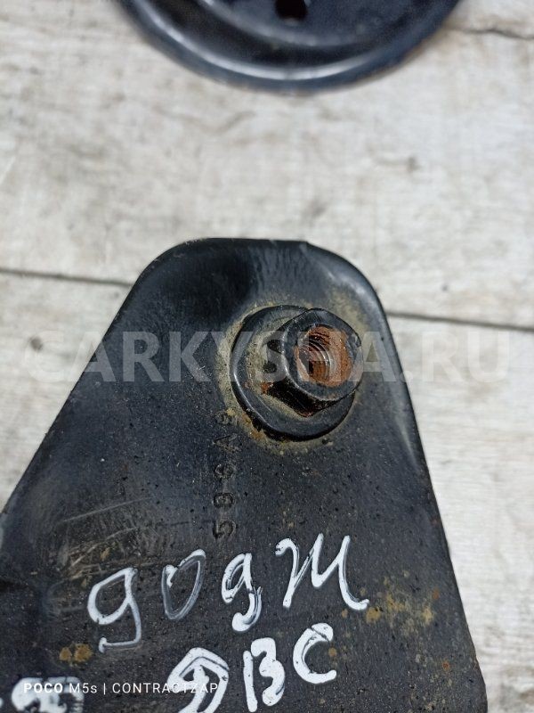 Кронштейн двигателя Dodge Caliber I рестайлинг (2009—2013) Dodge Caliber оригинальный номер 5105409AE