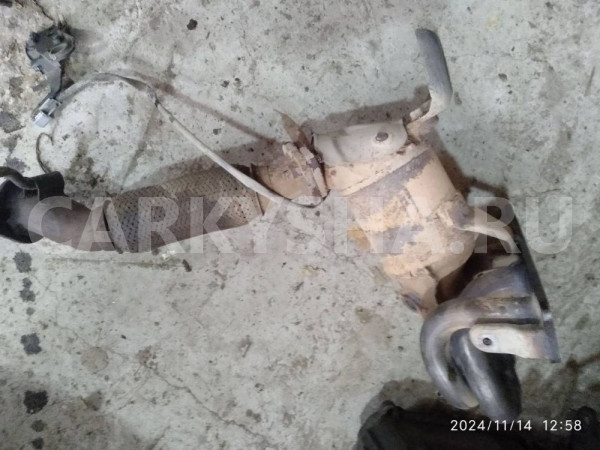 Коллектор выпускной Kia Ceed ED (2006—2010) Kia Cee'd оригинальный номер 285102B450, G4FC