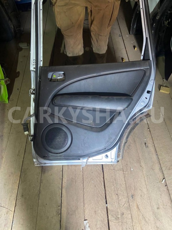 Дверь задняя правая Mitsubishi Outlander I (2002—2009) Mitsubishi i оригинальный номер 5730A058
