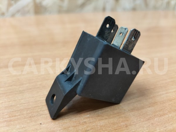 Реле пятиконтактное Mercedes-Benz E-class W124 Mercedes-Benz W124 оригинальный номер SCB-1-M-1240