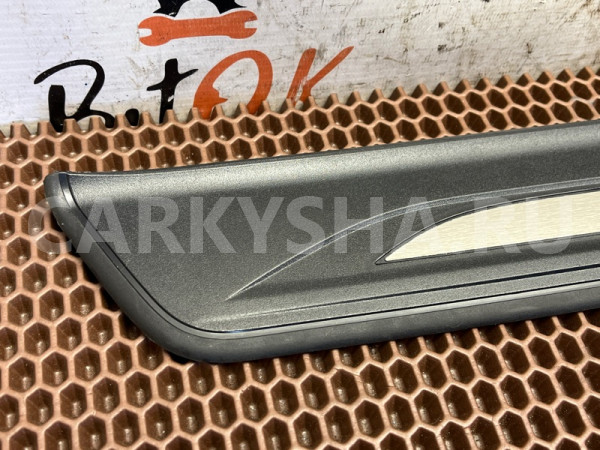 Накладка порожка BMW 5er оригинальный номер 51 47 7 203 601, 51 47 7 203 601, 51477203601, 7203601