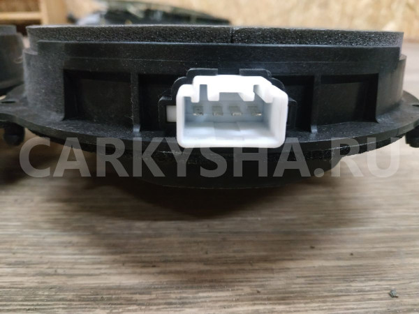 Динамик ( пара) Land Rover Freelander оригинальный номер 6M2T18808AC