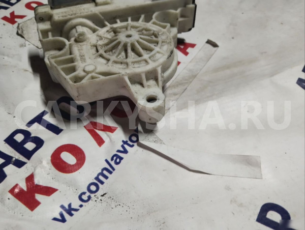 Мотор стеклоподъемника Volkswagen Golf 4 1J4959812 Volkswagen Bora оригинальный номер 1J4959812C