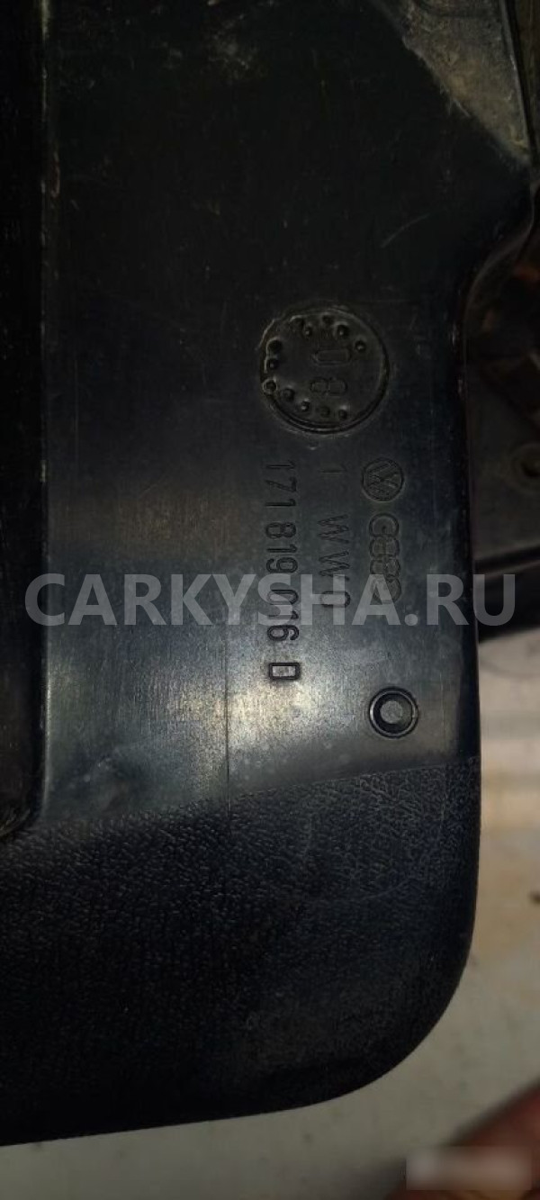 Отопитель в сборе Volkswagen Golf 1 Volkswagen Golf оригинальный номер 171819016D