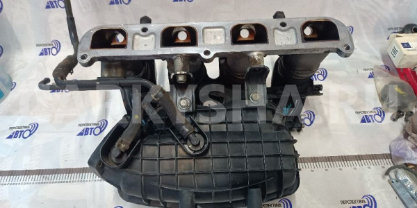 Коллектор впускной на Хендай Соната V поколение NF Hyundai Sonata оригинальный номер 2831025081