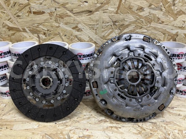 Комплект сцепления Toyota RAV 4 IV (CA40) оригинальный номер 31001-0R010