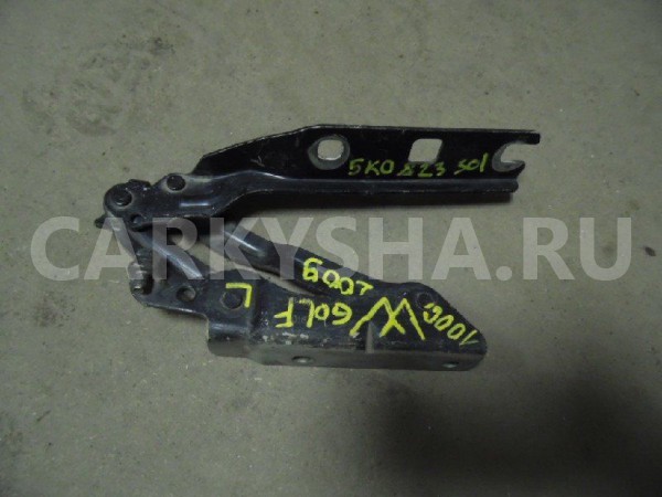 Петля капота Volkswagen Golf Mk5 (2003—2009) Volkswagen Golf оригинальный номер 5K0823301