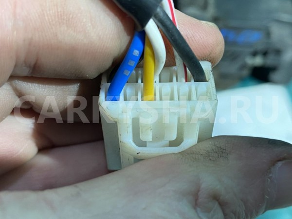 Замок двери передней правой Mazda CX-7 I Mazda 2 оригинальный номер EH1458310D