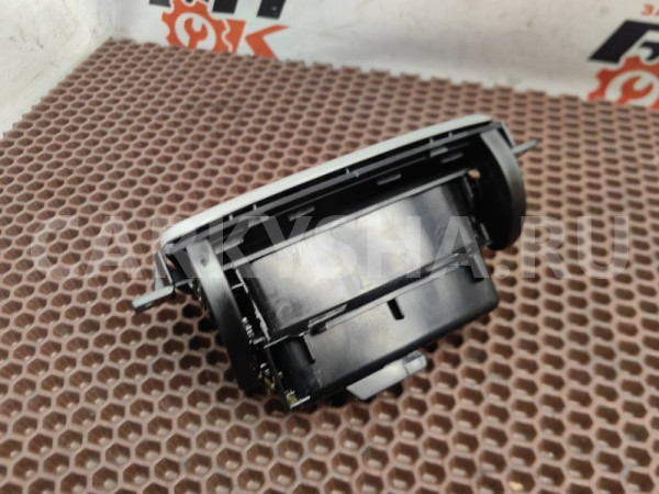 Пепельница BMW 3er оригинальный номер 51 16 6 960 686, 51 16 6 960 686, 51166960686, 6960686