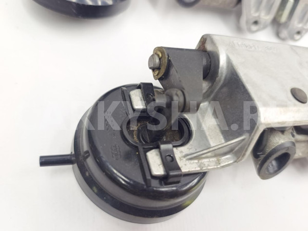Механизм складывания подголовников Mercedes-Benz E-Class 1990 1249700025 W124, задний Mercedes-Benz W124 