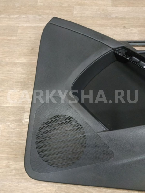 Обшивка двери передней правой Volkswagen Tiguan 