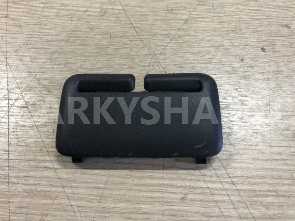 Заглушка задней полки Toyota Camry VIII (XV70) Рестайлинг – седан оригинальный номер 73373-33030-C0