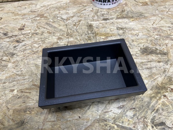 Внутренний короб подлокотника Jetour Dashing оригинальный номер F16-5305022