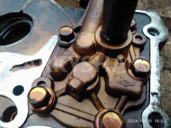 Насос масляный Kia Magentis I (2000—2003) Kia Magentis оригинальный номер 21310-38062