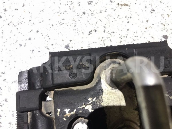 Ответная часть замка багажника Mercedes-Benz M-класс W164 (2005—2008) Mercedes-Benz M-klasse оригинальный номер a1647400132