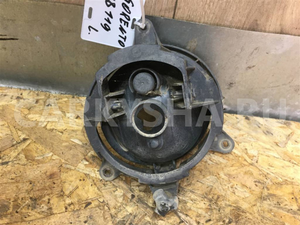 Фара противотуманная левая Kia Sorento 2003-2009 Kia Sorento оригинальный номер 922013E011