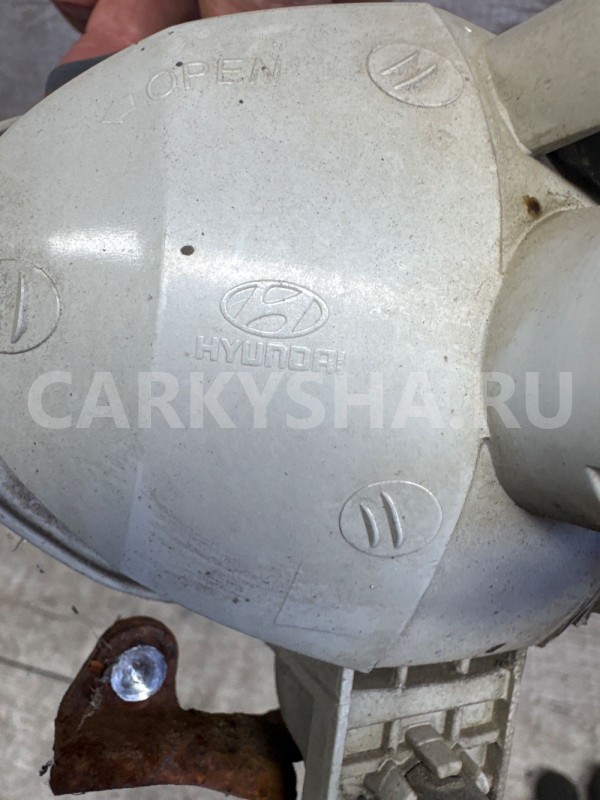 Фара противотуманная левая Hyundai Santa Fe 2 Hyundai Santa Fe оригинальный номер 922012b0