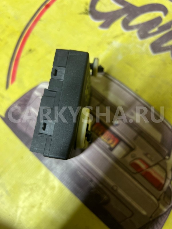 Блок управления передний правый audi A5 8T CDNC Audi A5 