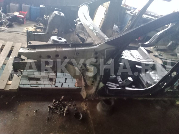 Лонжерон левый Mercedes GL X164 Mercedes-Benz G-klasse 