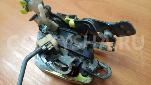 Замок двери задний правый Daewoo Matiz M150 F8CV9 Daewoo Matiz оригинальный номер 96527747
