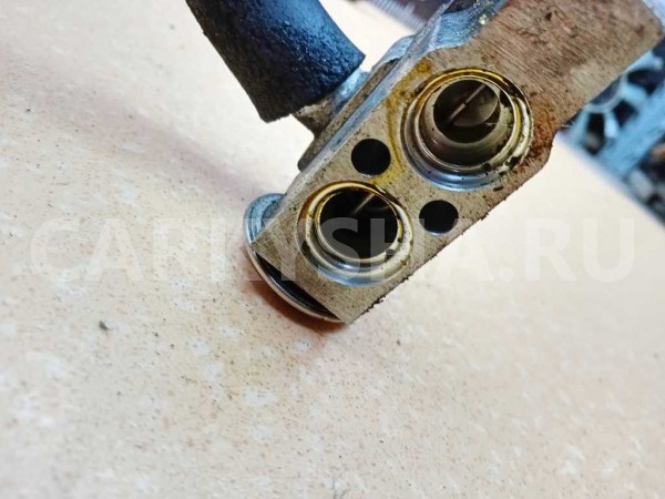 Название детали Трубка кондиционера Модель Hyundai Santa Fe CM Hyundai Santa Fe оригинальный номер 97763-2B400