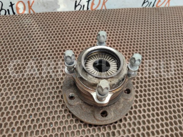 Ступица с подшипником BMW X1 