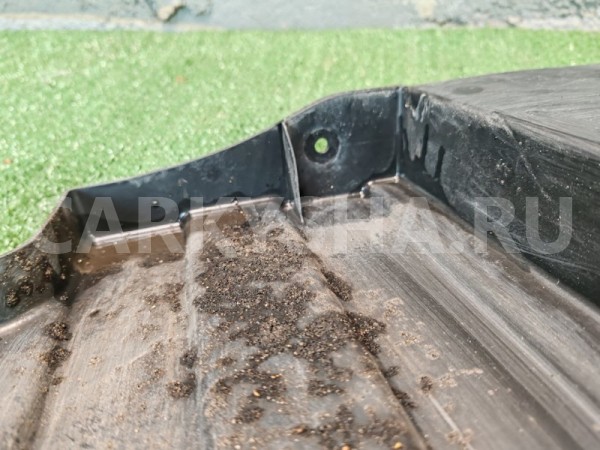 Пыльник двигателя Kia Ceed 2017 29120A2200 УНИВЕРСАЛ G4LC, правый Kia Cee'd 