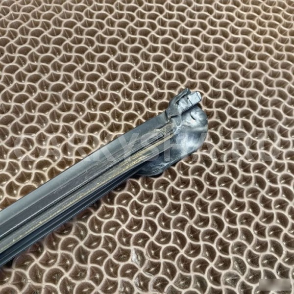 Направляющая стекла BMW X3 