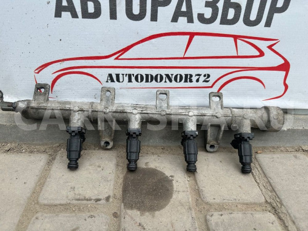 Топливная рампа с форсунками	Hyundai Getz Hyundai Getz оригинальный номер 3530426610