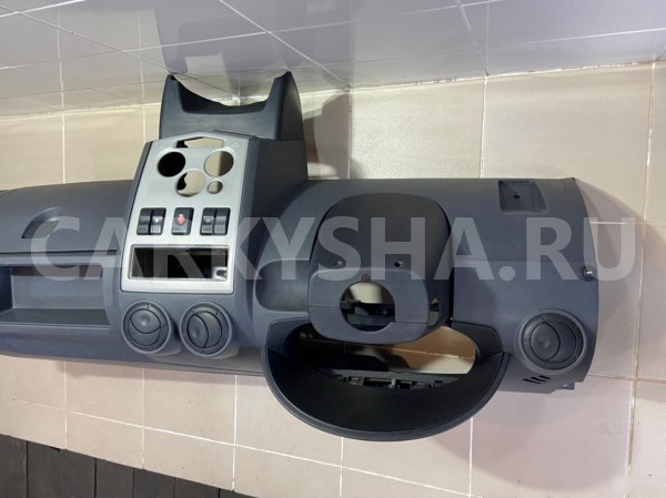 Торпеда Renault Logan Renault 20 