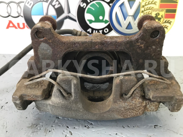 Суппорт тормозной Volkswagen Tiguan 2008 Volkswagen Tiguan 