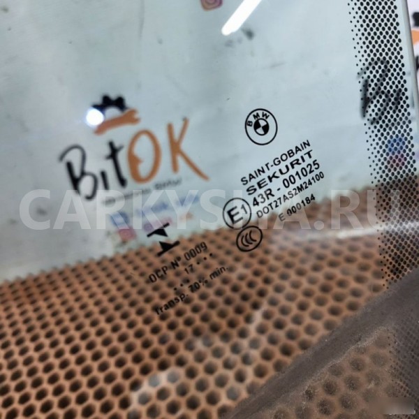 Стекло двери BMW 4er 