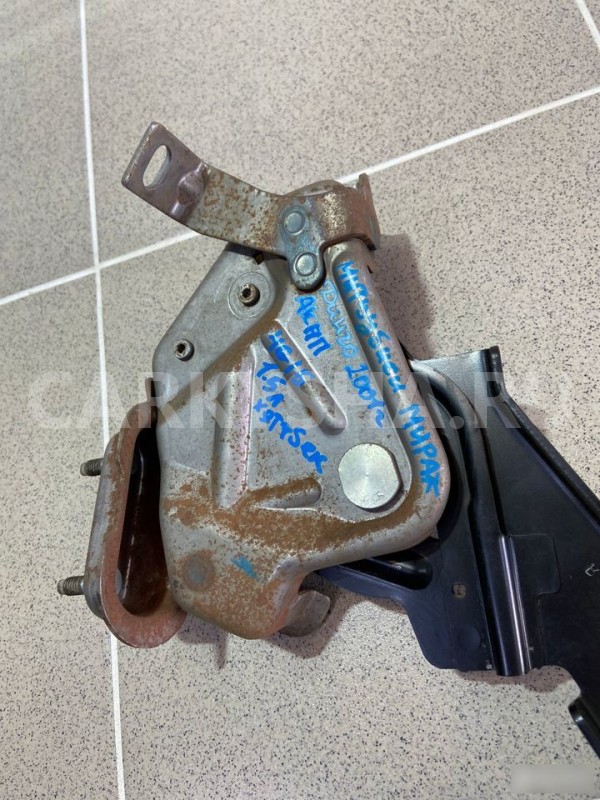 Рычаг ручного тормоза Mitsubishi Mirage Dingo Mitsubishi Dingo 