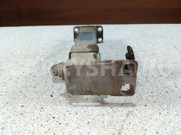 Кронштейн усилителя бампера Audi Q7 4M (2015—2020) Audi Q7 оригинальный номер 4m0802038a