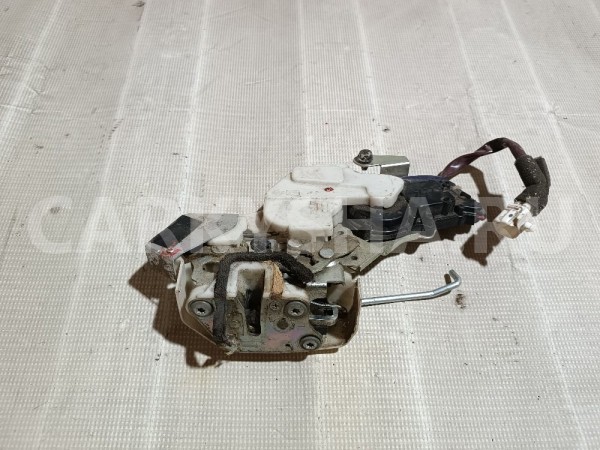 Замок двери задней левой Suzuki Liana 