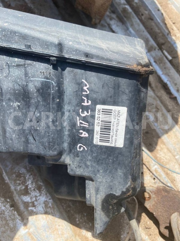 Бачок омывателя Mazda 6 GG (2002—2005) Mazda 2 оригинальный номер G31A67481A