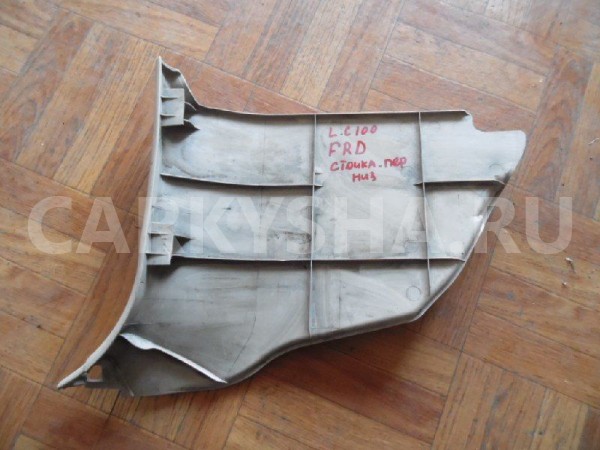 Обшивка стойки Toyota Land Cruiser 100 (1998—2002) Toyota Land Cruiser оригинальный номер 6211160070A0