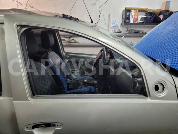 Дверь Renault Duster 2012 801006719R HSA F4R, передняя правая Renault Duster 