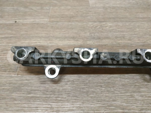 Рейка топливная (рампа) Toyota Chaser 