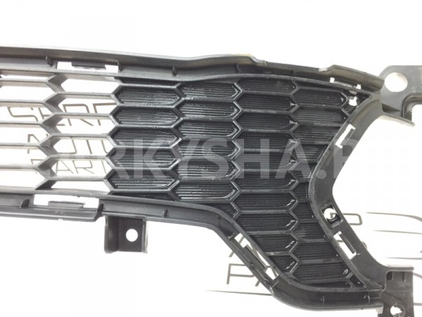 Решетка бампера Kia Ceed JD D4FB 2012 Kia Cee'd 